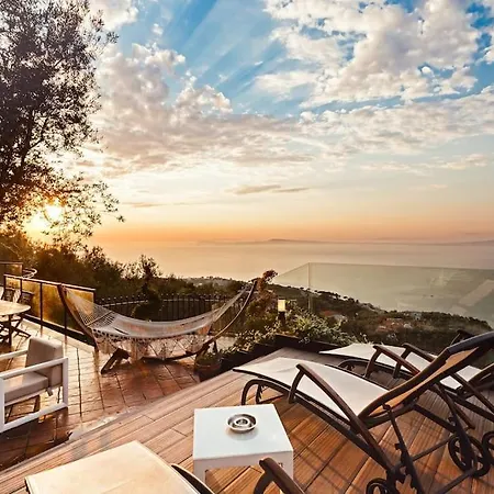 Villa With Amazing Infinity Pool