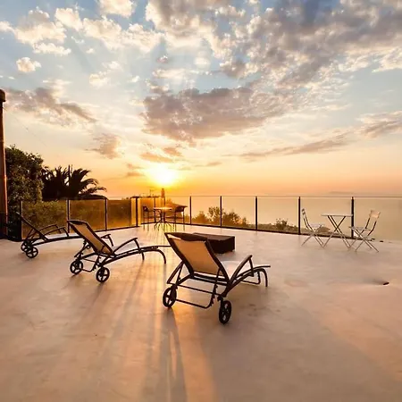 Villa With Amazing Infinity Pool Sorrento