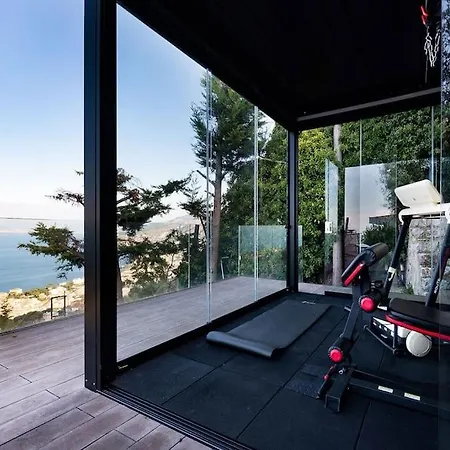 With Amazing Infinity Pool Villa *