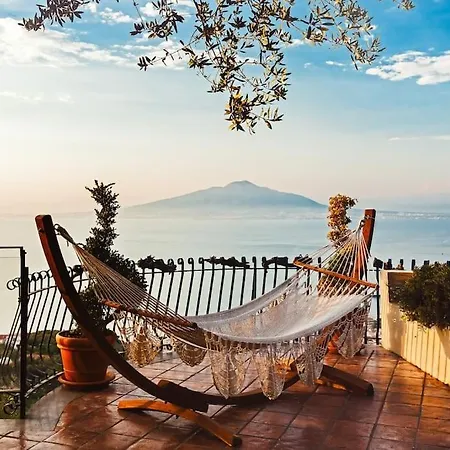 Villa With Amazing Infinity Pool Sorrento